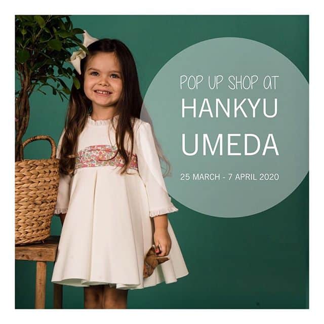 Amaia Kids POP UP SHOP At Hankyu Umeda ﻿﻿2020年3月25日(水)から4月7日(火)まで阪急うめだ本店ににPOP UP SHOPを開催いたします。﻿﻿阪急うめだ本店にて開催されるリバティフェアに合わせて、Amaia Kids (アマイアキッズ) からもリバティファブリックを使用した阪急うめだ本店先行販売品をご用意♡﻿﻿シャーロット王女がロイヤルウエディングでお召しになられたユージェニードレスをリバティファブリックでアレンジしたドレスをはじめ、﻿﻿リバティファブリックを使用したAmaia Kids (アマイアキッズ) のスモッキング刺繍ワンピースも先行販売させていただきます。﻿﻿可愛い女の子商品はもちろんのこと、男の子ベビーやお兄さんスタイルも展開させていただきます。是非ご覧にいらしてください。 ﻿﻿また、阪急うめだ本店では電話注文も承っておりますので、是非ご利用ください。﻿﻿アマイアキッズ POP UP SHOP﻿阪急うめだ本店﻿コトコトステージ111﻿2020年3月25日(水)～4月7日(火)﻿﻿♡♡♡♡♡﻿@bonitatokyo﻿﻿#アマイアキッズ専門店 #bonitatokyo #amaiakids #アマイアキッズ #シャーロット王女 #キャサリン妃 #ジョージ王子 #むすめふく #娘コーデ #女の子ママ #フラワーガール #ロイヤルウエディング #出産祝い #リバティ子供服 #リバティ生地 #コドモノ #ママライフ #阪急うめだ本店 #うめはんママ #うめはん #hankyuumeda #リバティフェア