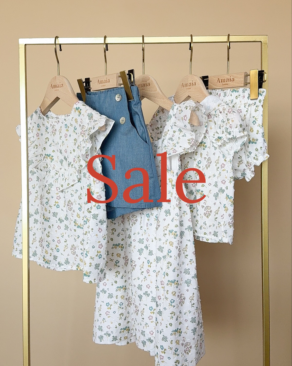 SUMMER SALE！いよいよ本日より、Amaia Kidsのサマーセールがスタート！この夏を彩るワンピースやトップス、人気のリバティプリントのアイテムなど、最新のコレクションがセールに在庫には限りがございますので、サイズやカラーがあるうちにどうぞお早めにご覧ください。皆さまの大切な時間を彩る一着に出会えますように♡#アマイアキッズ #amaiakids #amaiajapan #英国子供服 #英国スタイル #イギリスブランド #リバティ子供服 #リバティベビー服 #海外子供服 #イギリス子供服 #出産祝い #女の子ママ #男の子ママ@amaia_japan⁡▼オンラインショップhttps://amaia.jp
